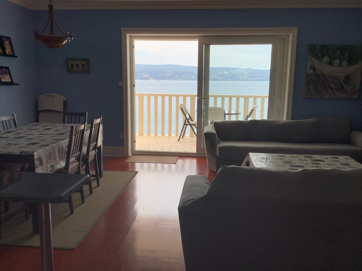 Apartments Lozina On The Beach Omis Exterior photo